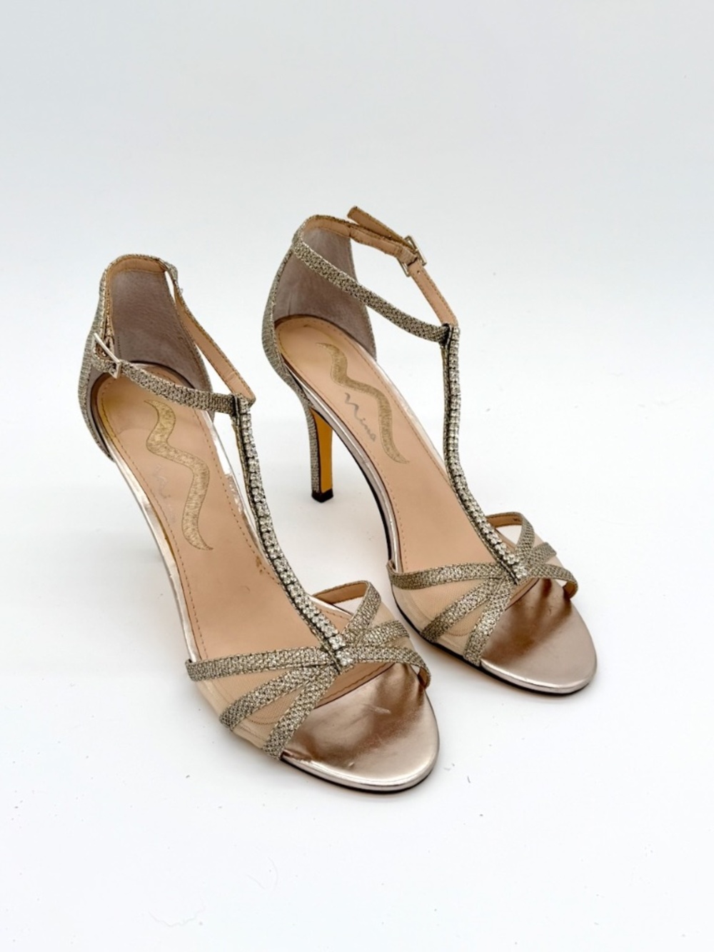 N by Nina Valaida Dress Sandals 8M Latte Gold T Strap Rhinestone Heeled Evening